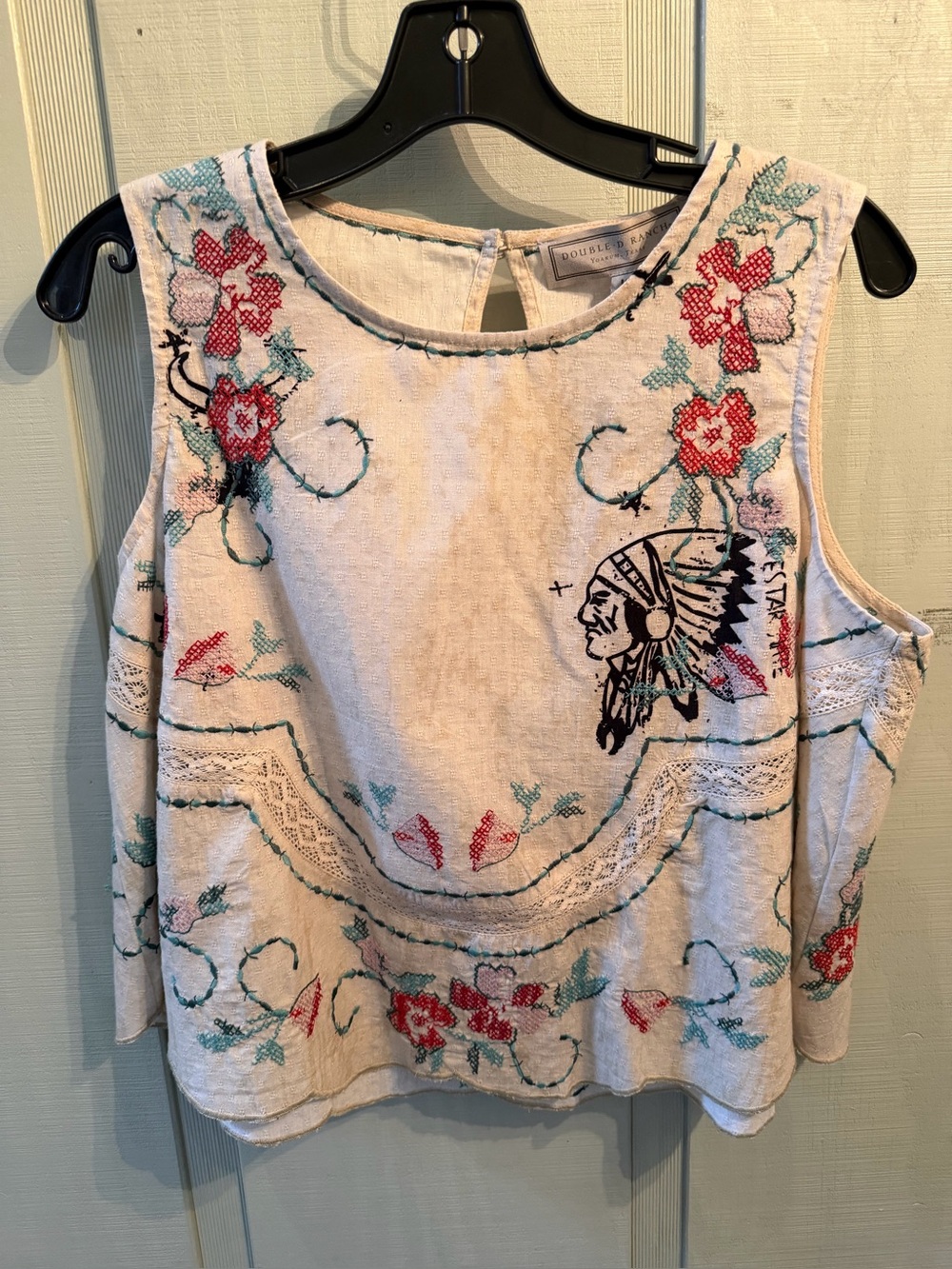 Double D Ranchwear Roadside Relic Top , Baby’s Breath